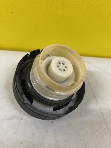 2001-2009 LEXUS SC PETROL FUEL CAP ( FAST DISPATCH) FREE POST - Picture 5 of 9