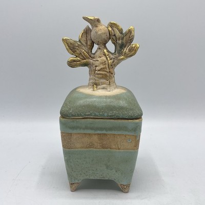 Margaret Wozniak Studio Pottery Lidded Bird & Leaf Form Box Sculpture - Signed