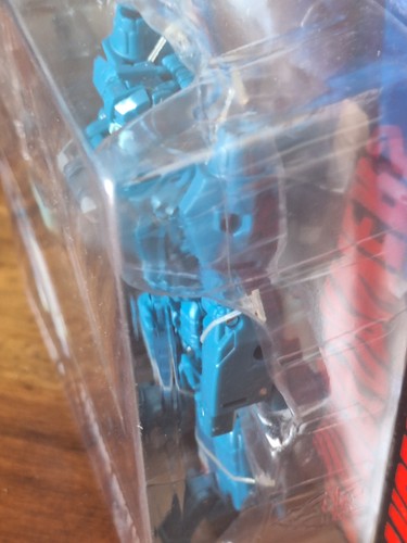Figuras de acción Transformers Sealed Toys - Combiner Forces, Titans Return y más - Imagen 63 de 119