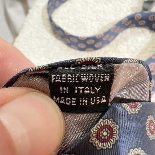 Christian Dior 100% Silk Tie Italian Fabric Made In USA Vintage Classic Style - Picture 5 of 10