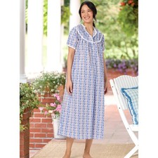 Original Lanz Tyrolean Cotton Lawn Nightgown, Lanz of Salzburg