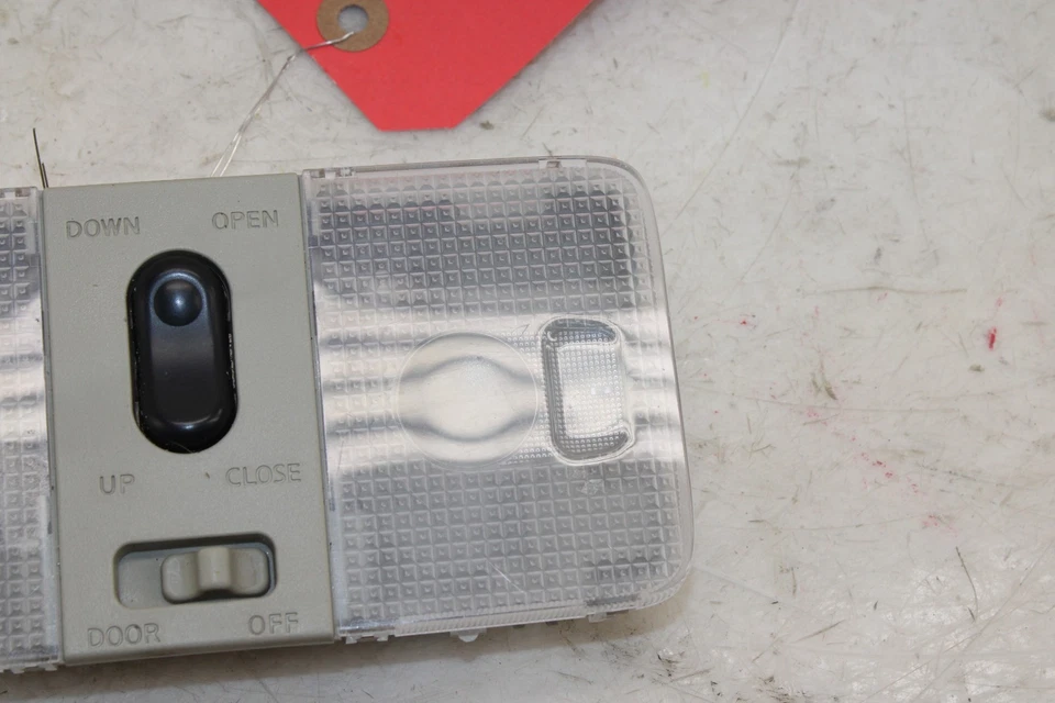 2003-2004 Infiniti G35 Coupe conjunto de luz cúpula fabricante de equipamento original MQ76 - Imagem 3 de 4