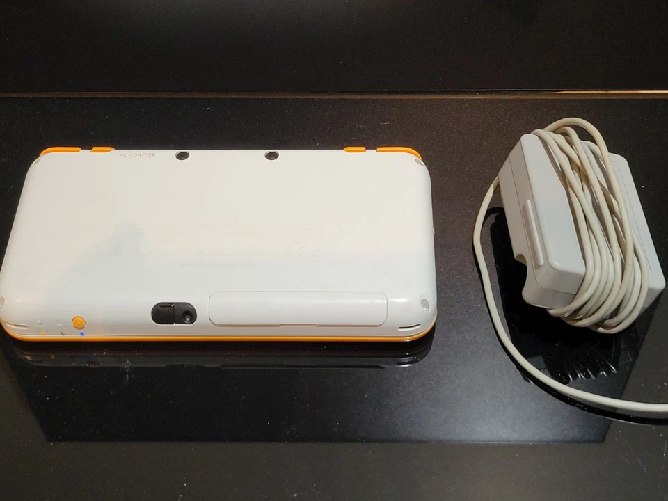 new 2ds xl console usa - Image 3 of 4