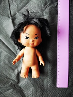 mini WINNETOU FURGA N° 373 - BLACK HAIR PAINTED EYES