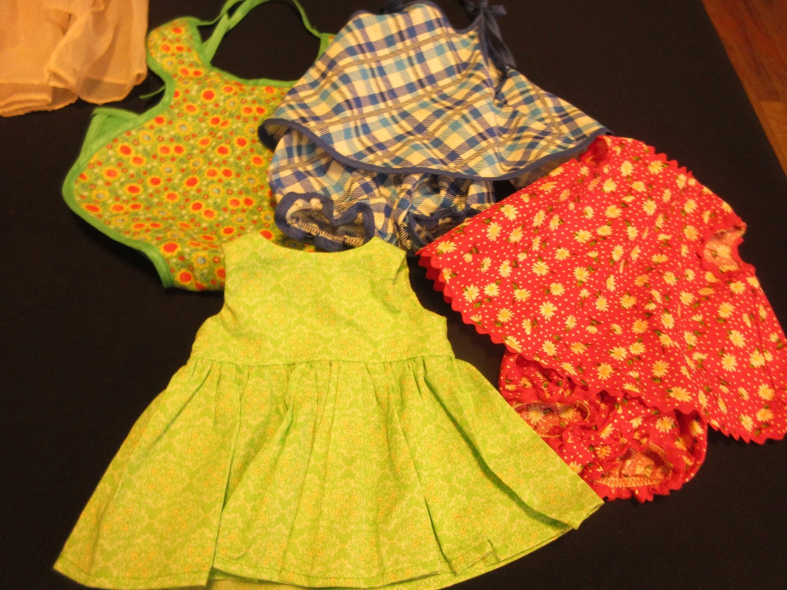 VETEMENTS LOTTO VESTITI VINTAGE BABY DOLL TAGLIE 14" 20" PER LO PIÙ FATTI A MANO