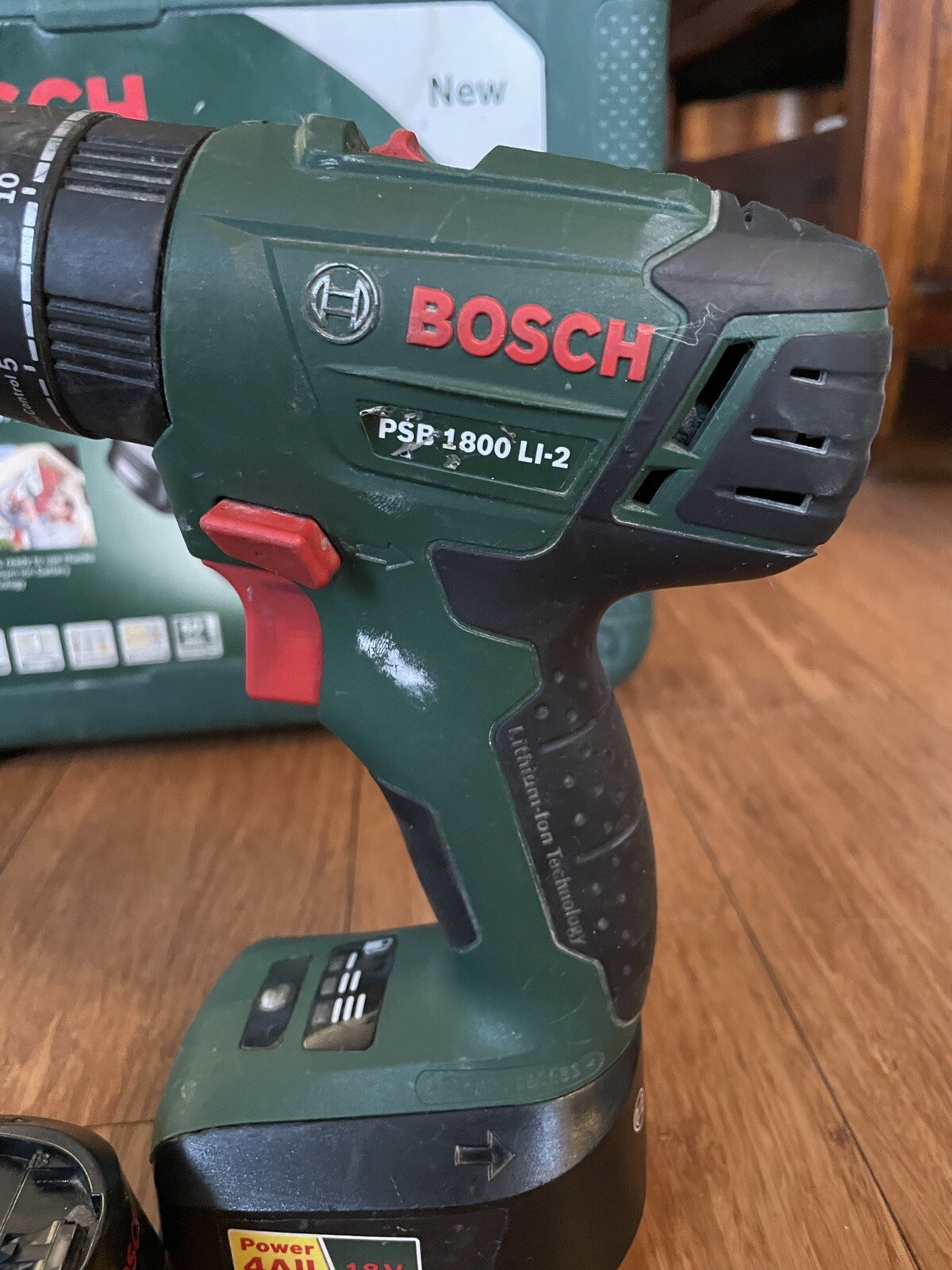 Bosch PSB 1800 LI2 18V LithiumIon Cordless Combi Drill 2 Batteries