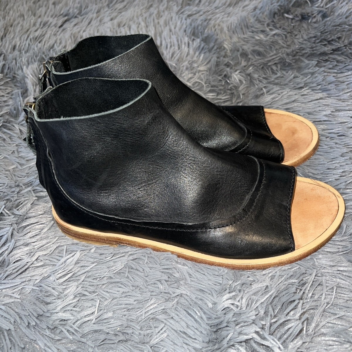 Sandales à Talon Compensé Kelsi Dagger - Cuir Gris - Pointure 7.5 US - Occasion
