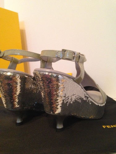 NIB$600 FENDI Sequent silver Platform Sandals Size 8.5 - 第 2/11 張圖片