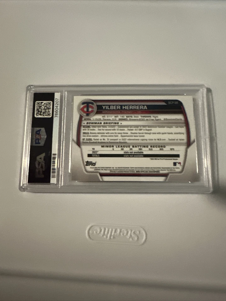 2023 Bowman Chrome Pros Yilber Herrera /75 BCP86  Yellow Crater Refractor Twins - Image 4 of 4