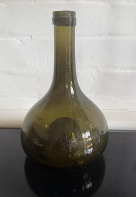 Vintage niederländische geformte Glas Zwiebel Flasche