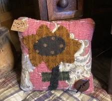 Primitive Vintage Quilt Sunflower Pillow Tuck Bowl Filler THREADBARE PRIMITIVES
