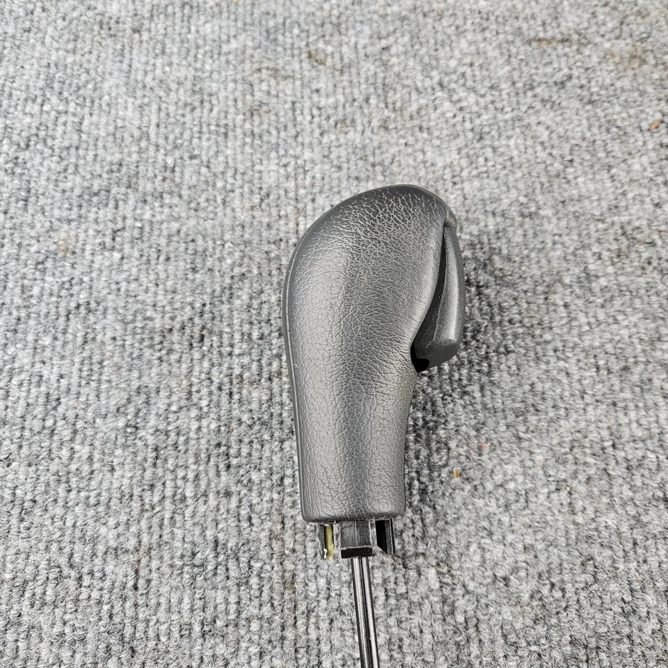 2004-14 VOLVO S60 V70 S80 XC70 XC90 A/T Gear Selector Shifter Shift Knob Black - Image 4 of 4