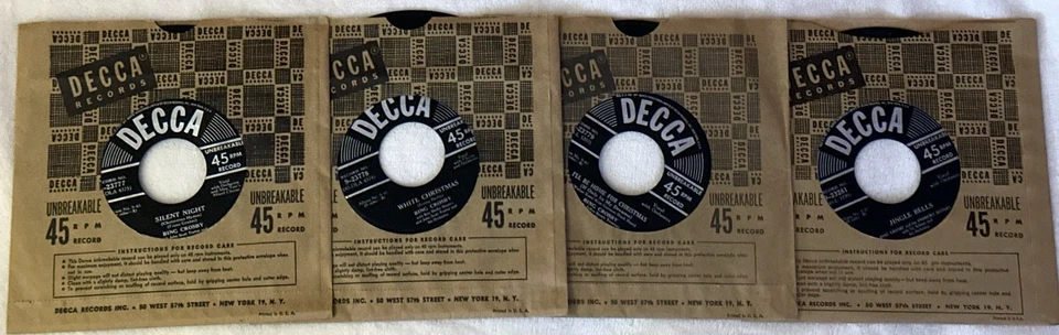 Bing Crosby & Andrews Sisters Merry Christmas 45 RPM Set Of 4 Double Sided - Image 3 of 4