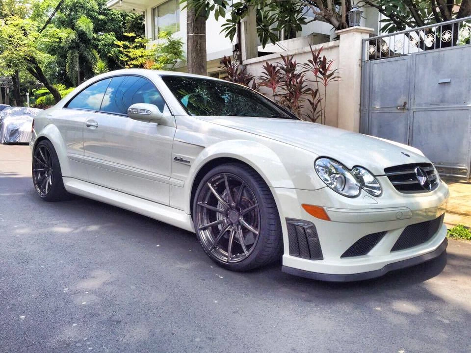 MERCEDES AMG CL-Class W215 W216 CLA-Class CLS-Class Spoiler Chin Lp Rubber Trim - Image 3 of 4