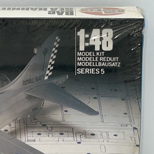 Airfix Bae Sea Harrier FRS Mk1 1/48 Model Kit Series 5 - 9 05101 SEALED BOX - Picture 2 of 6