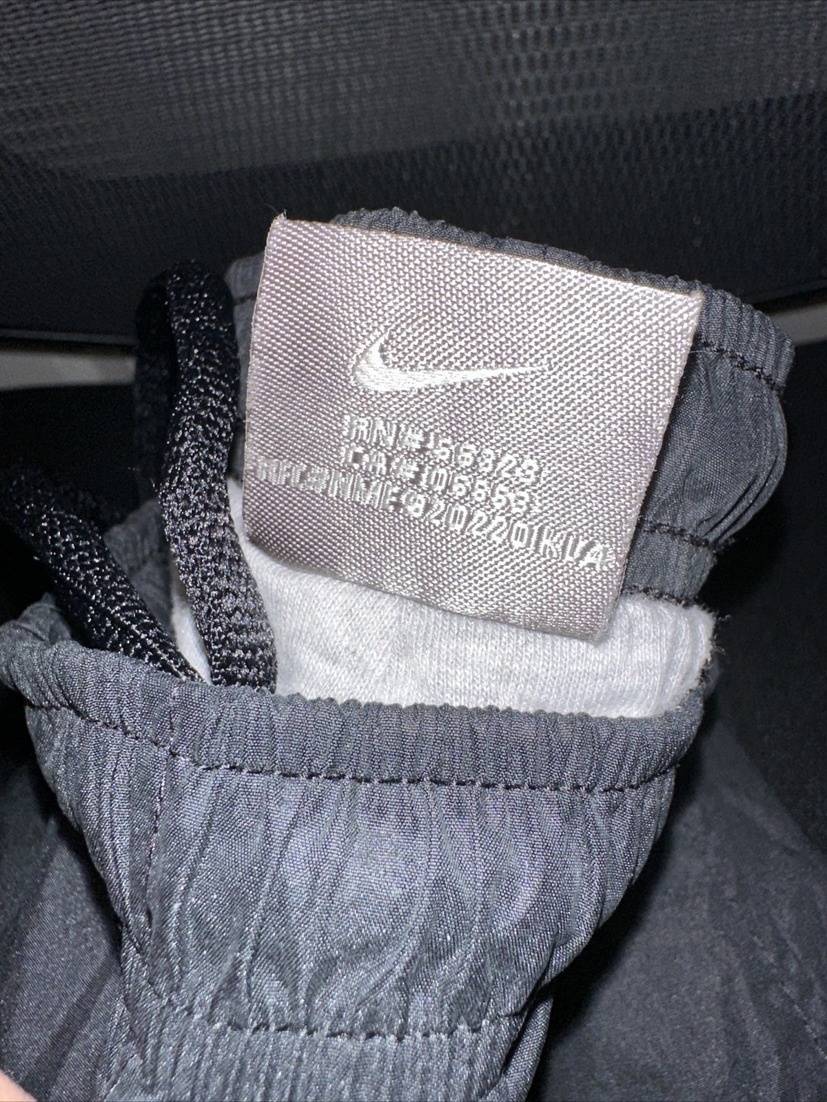 Nike Mens Track Pants RN56323 CA05553 Black Ankle Slit Size L eBay