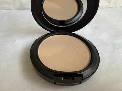 MAC Studio Fix Powder Plus Foundation - NC15 15g/0.52oz Old Formula - Picture 2 of 5