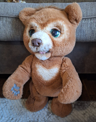 FurREAL Friends Cubby The Curious Bear Interactive Talking Moving Bear works!!