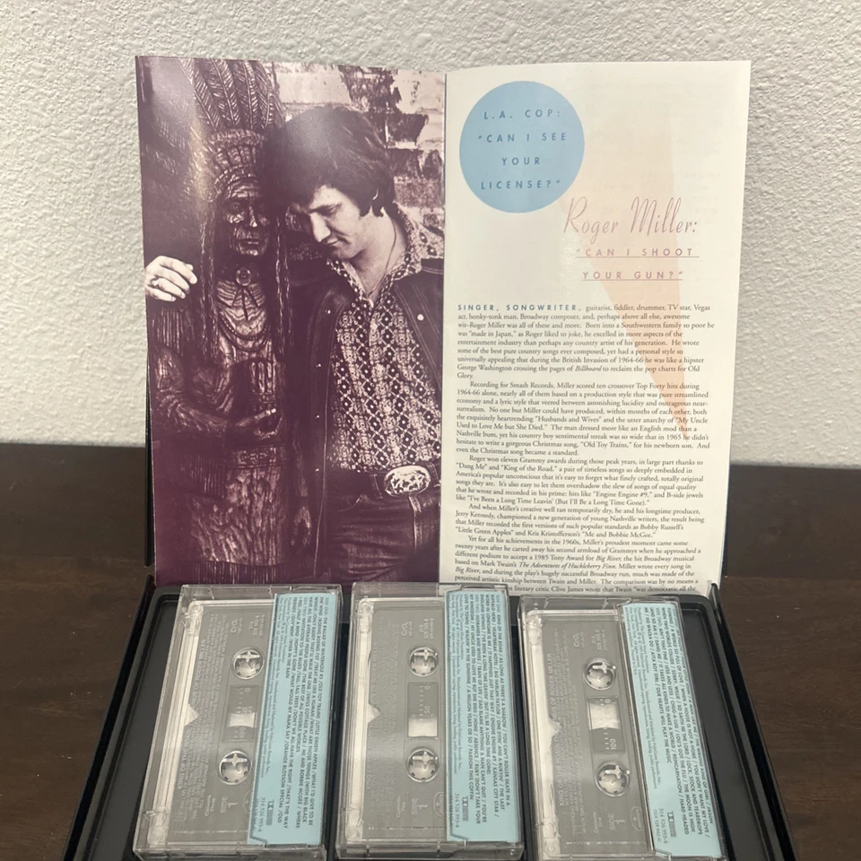 King Of The Road Genius Roger Miller 3 Cassette + booklet box set 1957-1986 Foto 3 de 4