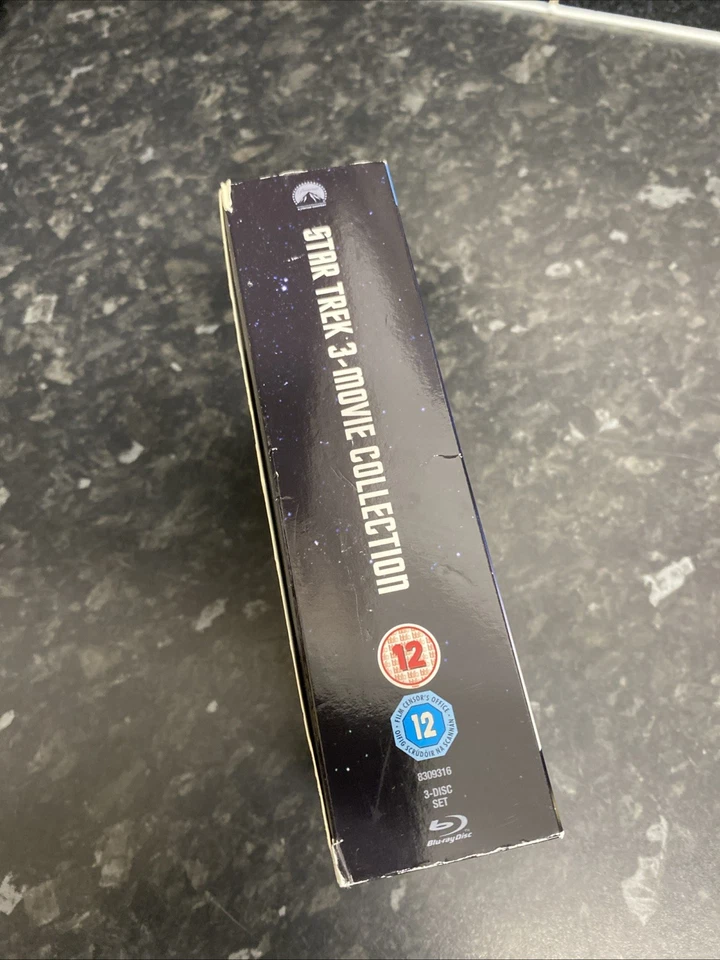 Star Trek Kelvin Timeline Trilogy Exclusive Blu Ray & Dvd Bundle With Slipcovers - Image 4 of 4
