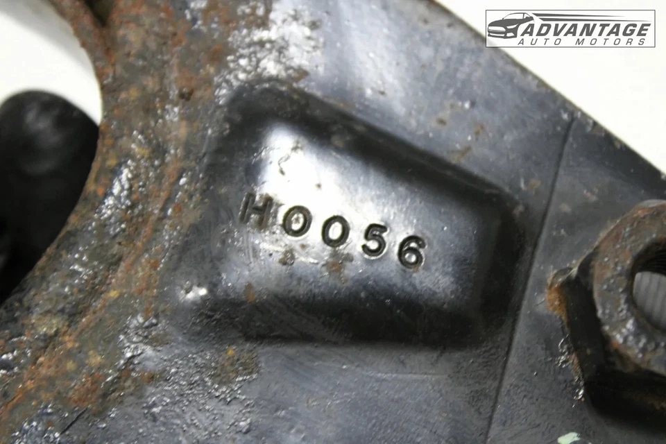 2016-2019 CHEVROLET CRUZE FWD AUTOMATIC TRANSMISSION MOUNT STRUT BRACKET OEM - Image 4 of 4