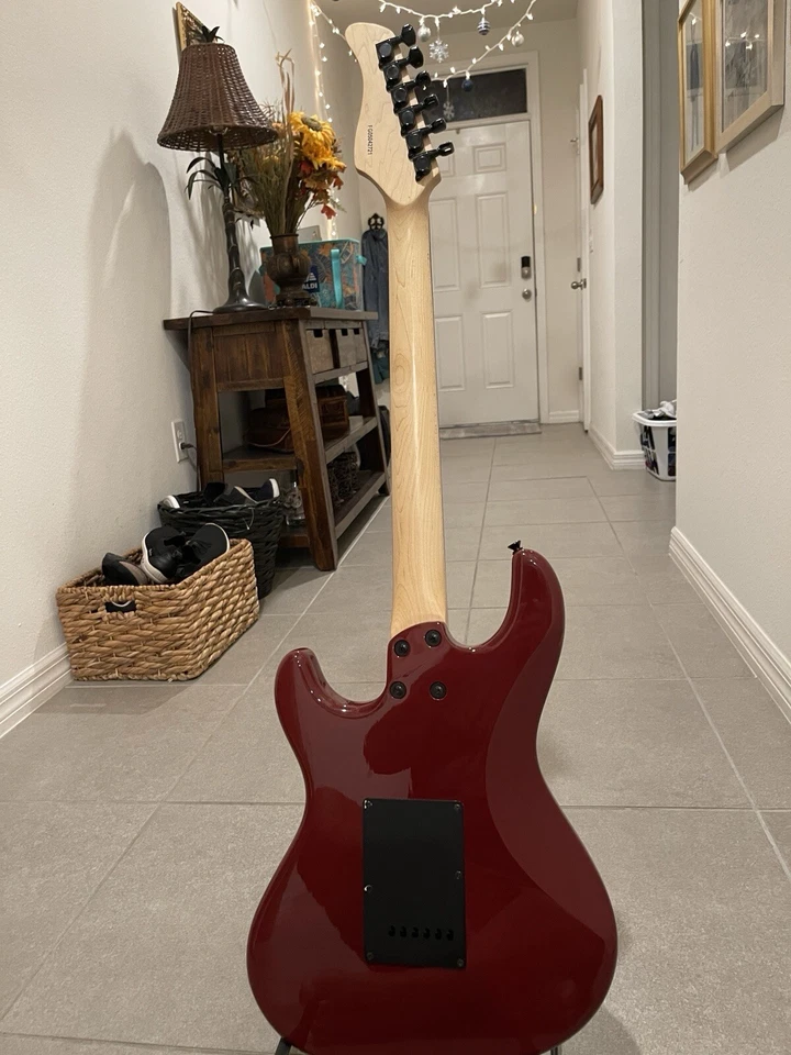 Fernandes Retrorocket Strat Copy - Image 2 of 3