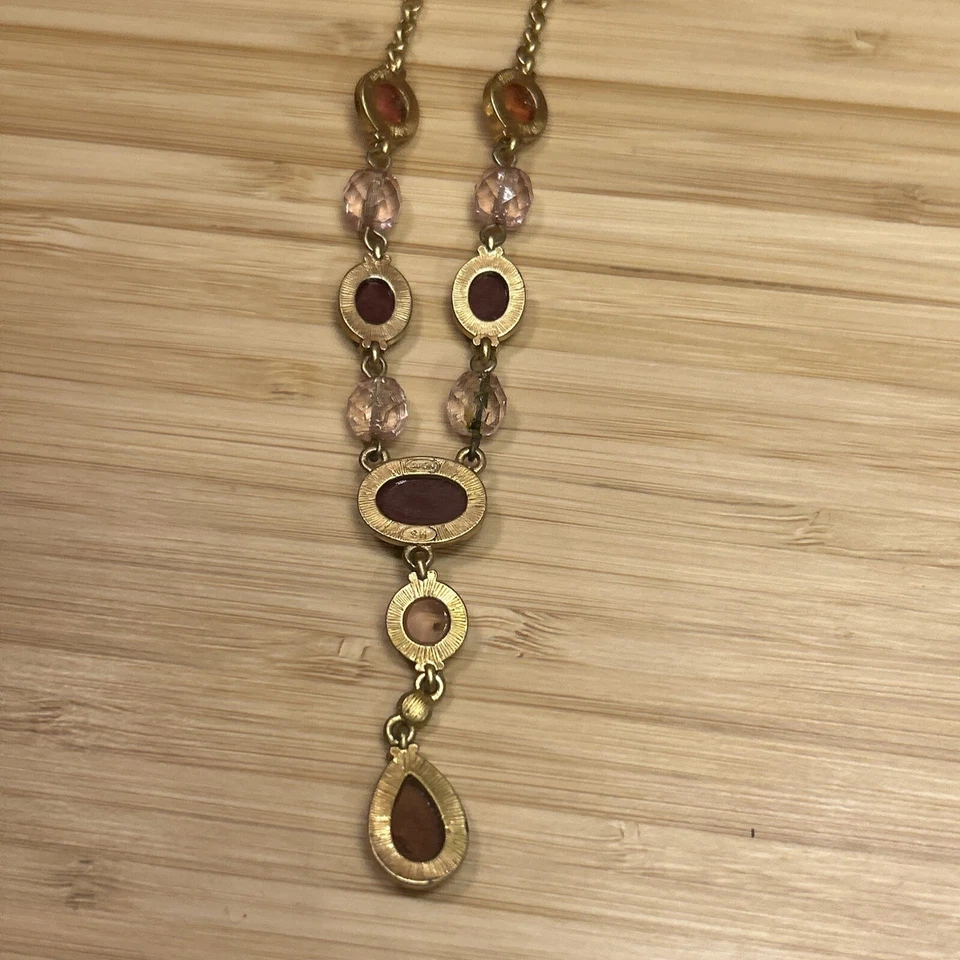 Juego de (2) Collares Avon Rosa y Verde Foto 4 de 4