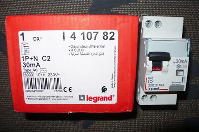 LEGRAND 410782 DISJONCTEUR DIFFERENTIEL 2POLES 2A 30mA TYPE AC, 2AMPERES PC.10KA - Photo 1/4