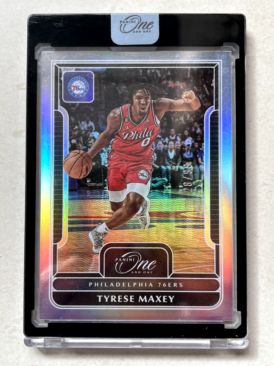 2022-23 Panini One and One 76ers Tyrese Maxey #25 Holo Silver Base 