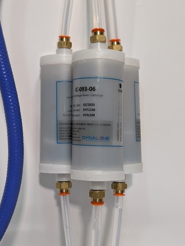 Water Purifier Assembly: 3 Dynalene IC-093-06 w/ Polyconn PCM20-250-03B Manifold - Picture 9 of 14
