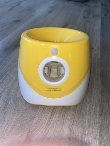 DOG AUTOMATIC BALL LAUNCHER WITH 3 BALLS