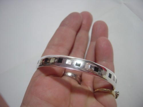 Vintage Very Solid Silver Unusual Bangle-7.5" Beautiful Onyx & Mother of Pearl - Picture 10 of 12