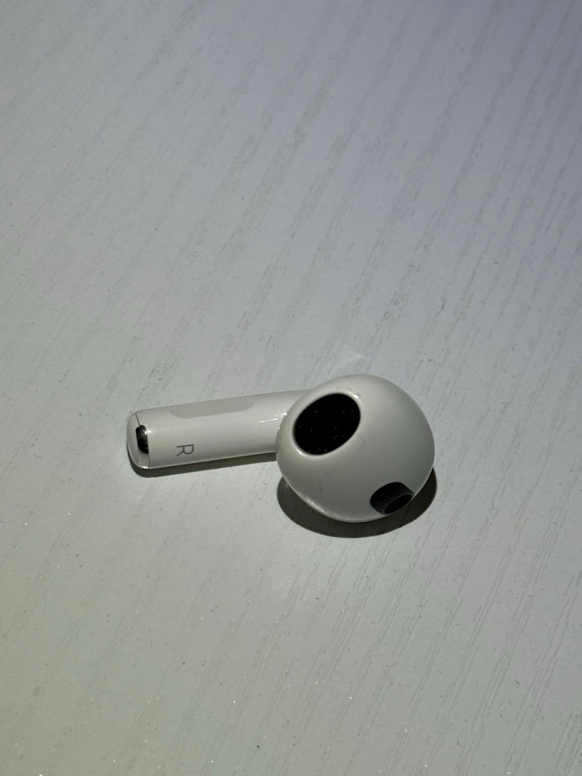 Apple AirPods Pro 1st Gen RIGHT Earbud Only A2083 - Read Description