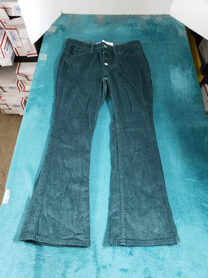 Pantalones de mezclilla Old Navy juveniles talla 14 Plus verde elástico pana tiro alto acampanados Foto 2 de 4