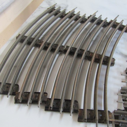 Hornby O Gauge 3 Rail Electric 2ft Curve Track x 12 lot 2 - Picture 4 of 5