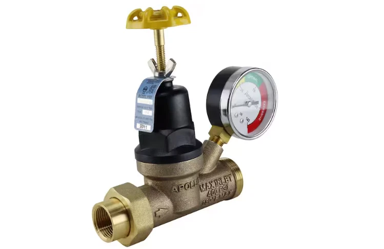 Apollo Pressure Regulating Valve With Gauge 3/4” NPT x NPT 69ELF114TWG - Image 4 of 4