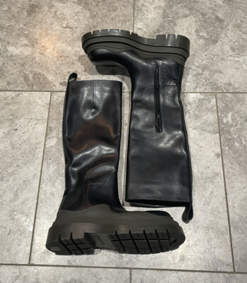 BOTTEGA VENETA Women's Knee High Leather Tire Boots Black 38 / 8