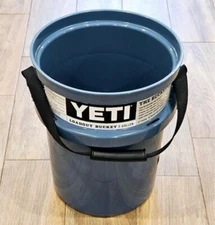 Yeti Loadout Bucket- Nordic Blue RARE NWT
