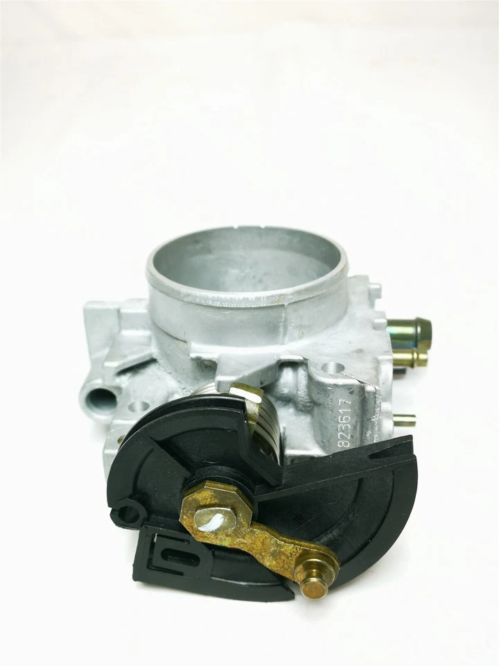 Corpo do acelerador fabricante de equipamento original GM 17113585 1999-2000 S10 Sonoma 4CYL 2,2L - Imagem 2 de 4