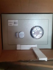 Cassaforte professionale con chiave a combinazione