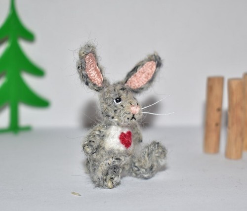 Handgefertigt Kaninchen Miniatur gehäkelt Hase Handarbeit Puppe Hase Liebhaber Geschenk 2" - Bild 4 von 6