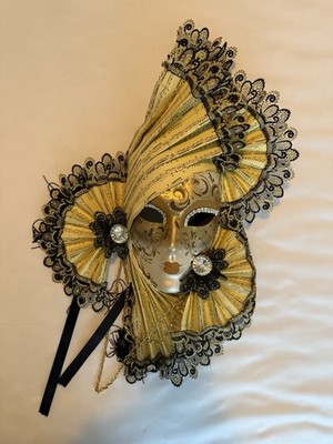 Handmade Venetian Volto Ventaglio Masquerade Ball Mask