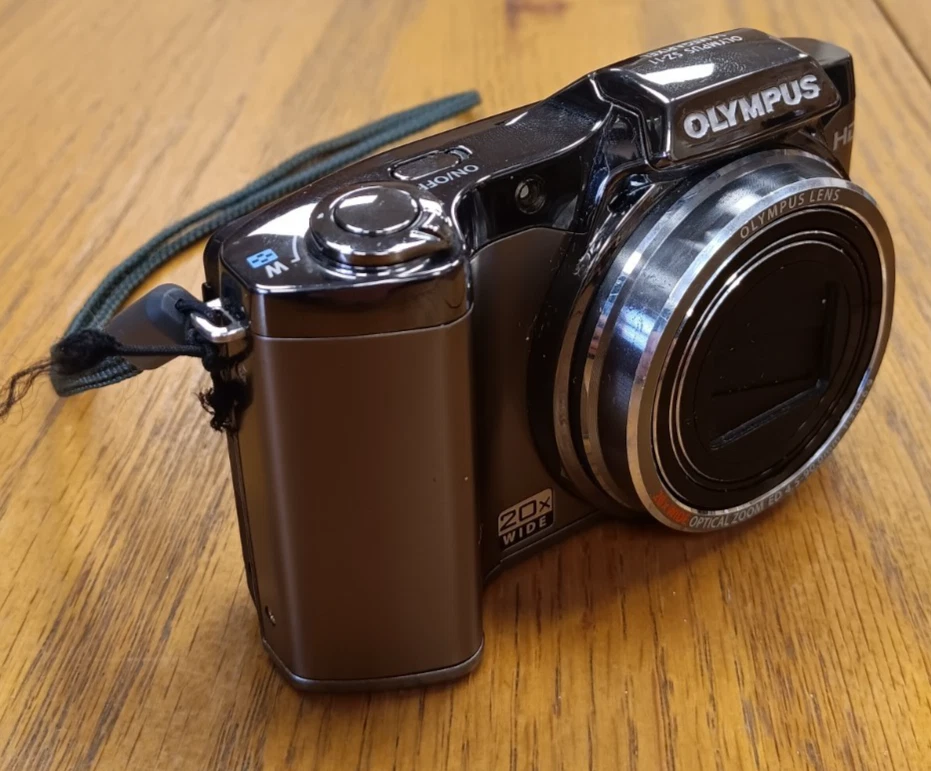 Olympus SZ-11 - 14 MP Digital Camera (Used - Zoom Error - Boxed) - Image 3 of 4