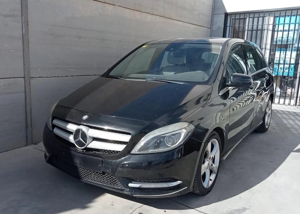 246740010164 PORTON TRASERO / 305605 PARA MERCEDES-BENZ CLASE B SPORTS TOURER W - Imagen 4 de 4