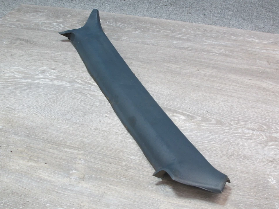 🥇84-85 TOYOTA CELICA SUPRA MA67 JUEGO DE 2 MOLDURAS DELANTERAS IZQUIERDA Y DERECHA UN PILAR OEM Foto 4 de 4