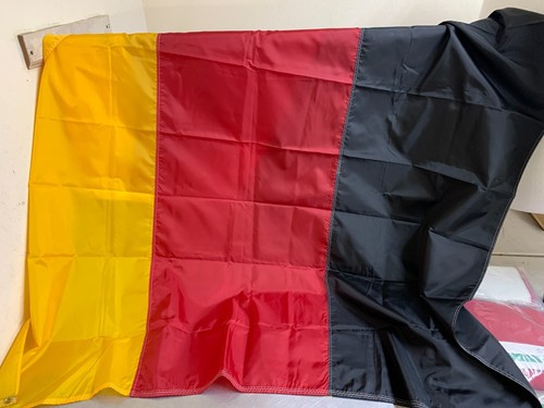 Authentic GERMANY Embassy 5x8 Paramount Para-Lite 100% Nylon Flag