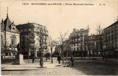 Old postcard Boulogne sur Seine Place Bernard Palissy FRANCE (1306856)