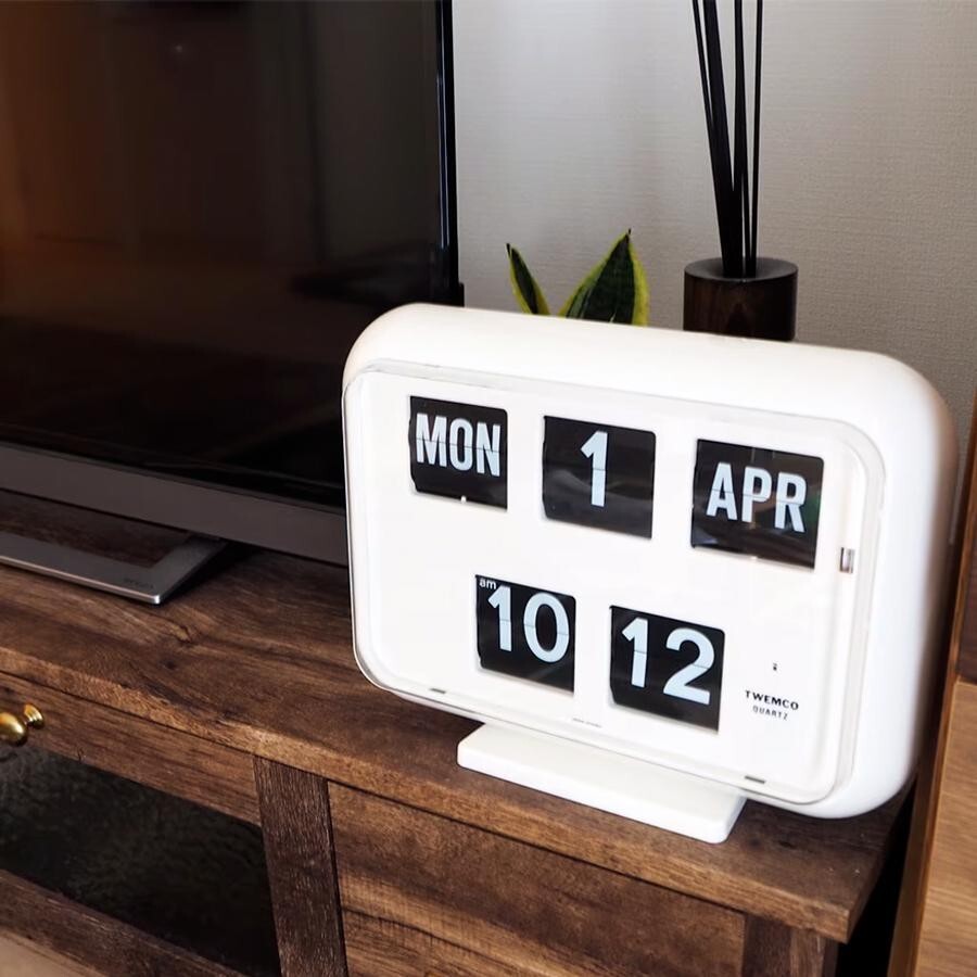 インテリア時計 TWEMCO QD-35 Black TWEMCO Flip Clock QD-35-Black Interior Clock Quartz Table
