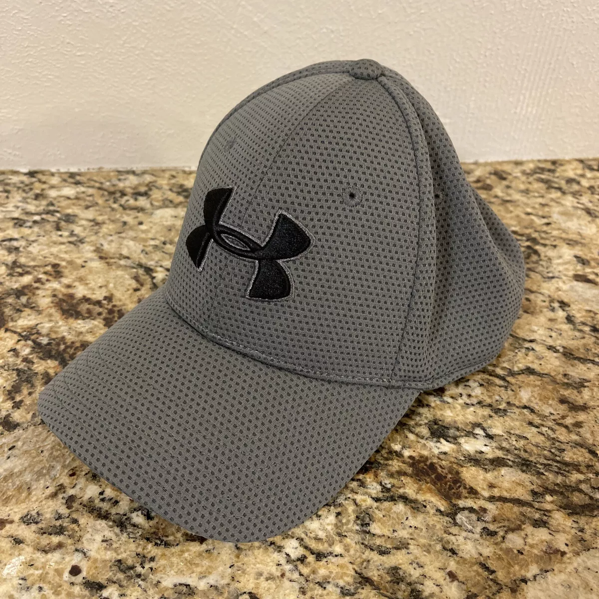 Under Armour Fitted L/XL Gray Mens Baseball Hat Cap