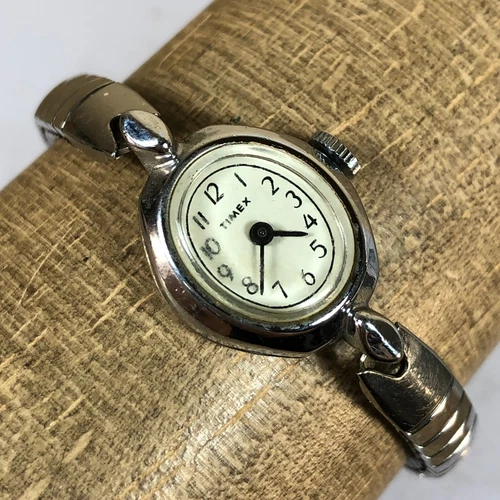 Vintage Timex Ladies Silver Tone Expandable Cocktail Mechanical Wind Watch 6"